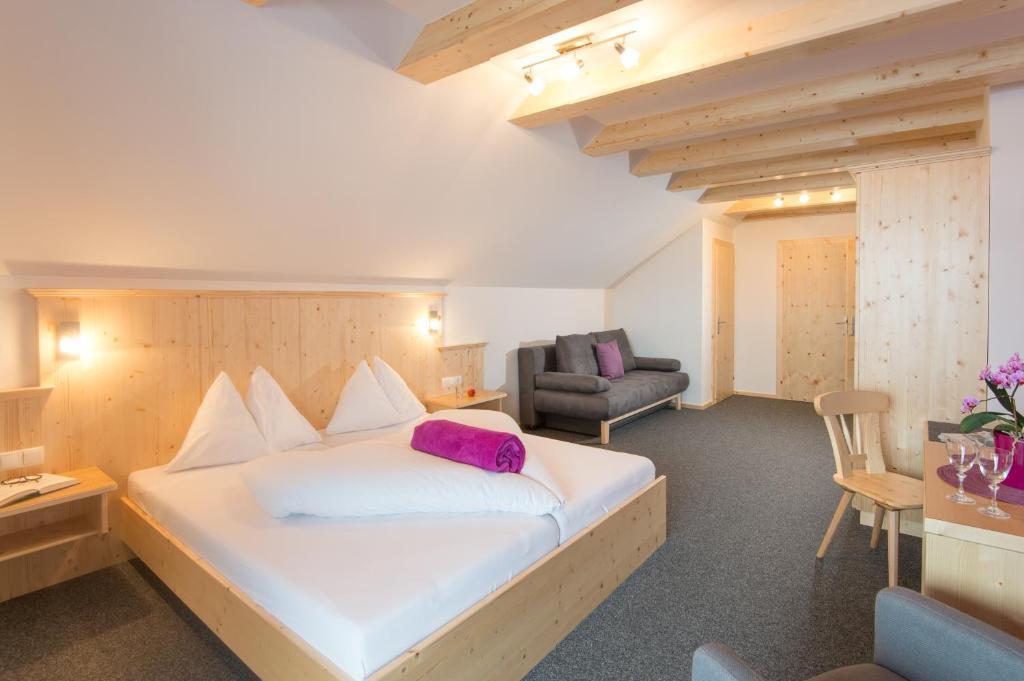 Hotel Haus Lungau Mauterndorf  Pokój zdjęcie